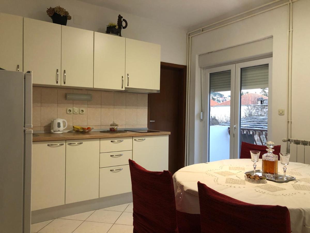 Apartments Draganic Jelsa  Esterno foto